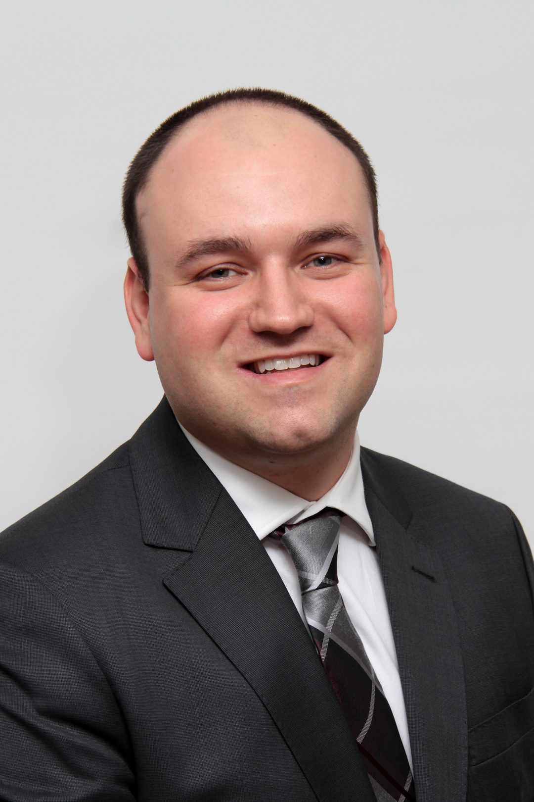 Governo paranaense reduz carga tributária para atrair empresas de comércio eletrônico e call center