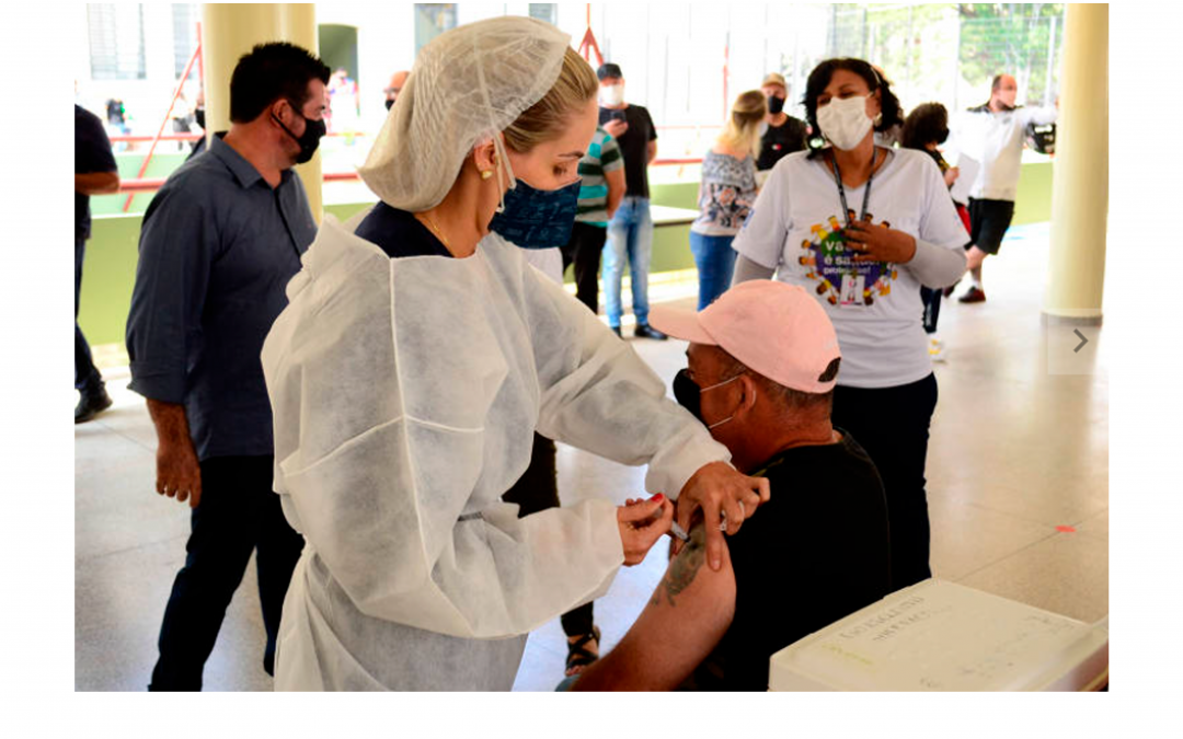 Folha de S. Paulo – Proibição de demissão por falta de vacina é inconstitucional, dizem advogados